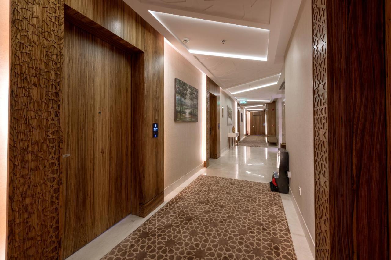 Taj Jeddah Hotel Apartment Exteriör bild