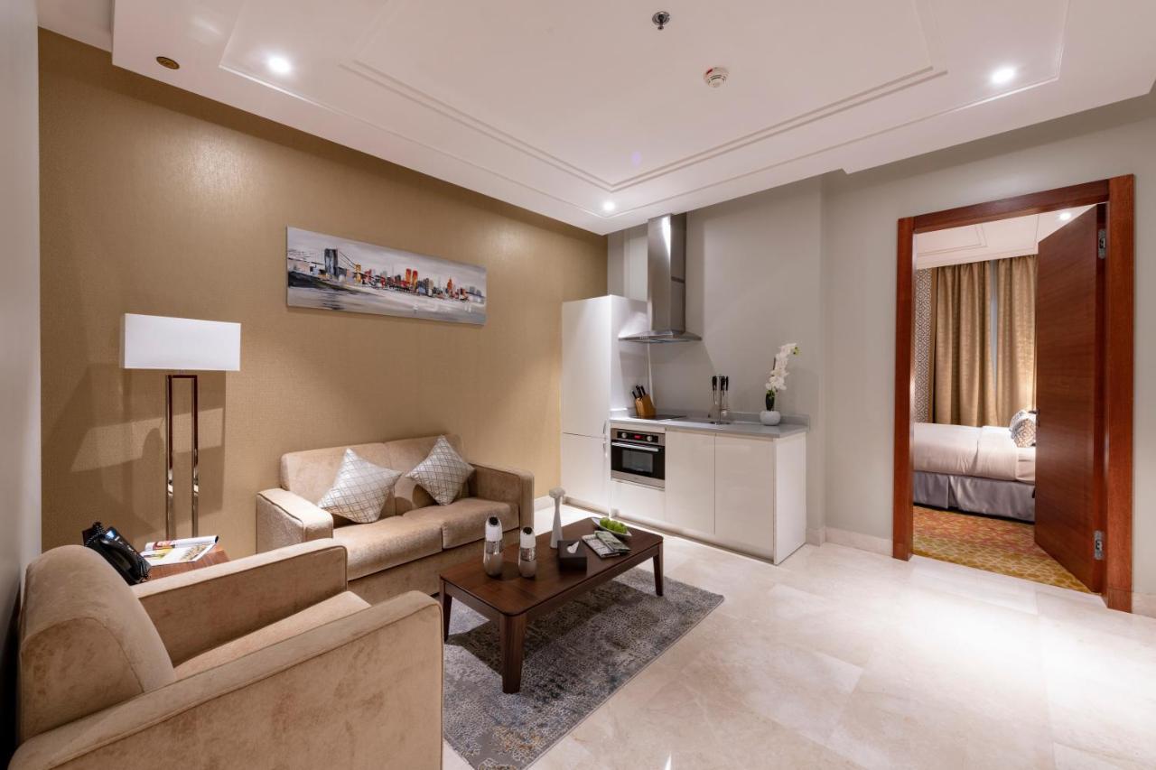 Taj Jeddah Hotel Apartment Exteriör bild